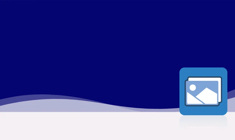 Das Symbol ist unicolor blau und besteht aus einem umgebenden Quadrat mit abgerundeten Ecken. Darin befindet sich ein Rechteck, das unten zwei stilisierte Berge und darüber eine Sonne zeigt. Das Symbol steht für das Media Asset Management-Modul von crossbase.